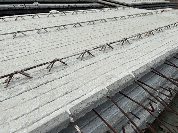 预制叠合板安装